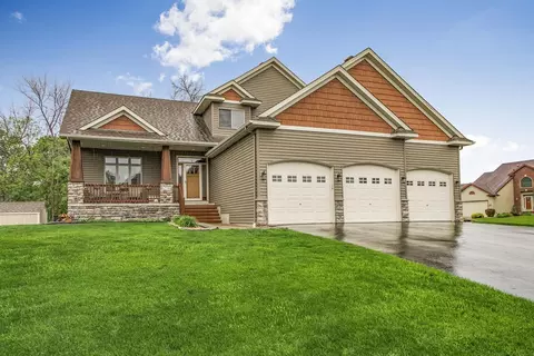 6730 210th Ct N, Forest Lake, MN 55025