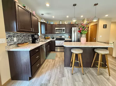 2014 Nelson Dr, Thief River Falls, MN 56701 photo 7