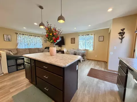 2014 Nelson Dr, Thief River Falls, MN 56701 photo 9