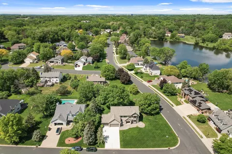 6305 Ballantine Ave, Inver Grove Heights, MN 55077