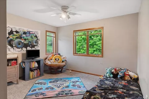 405 August Hills Dr, La Crescent, MN 55947 photo 13