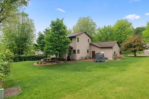 405 August Hills Dr, La Crescent, MN 55947 photo 8