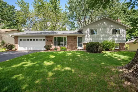 12240 Jack Pine Trl, Eden Prairie, MN 55347