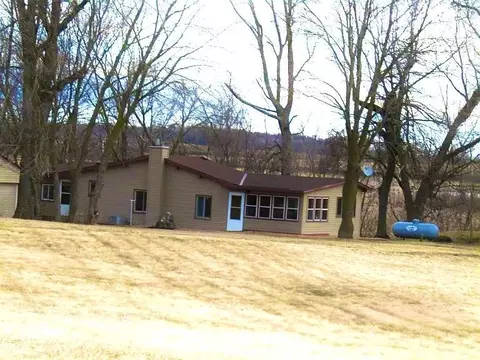 10518 Highway 25 SW, Watertown, MN 55388