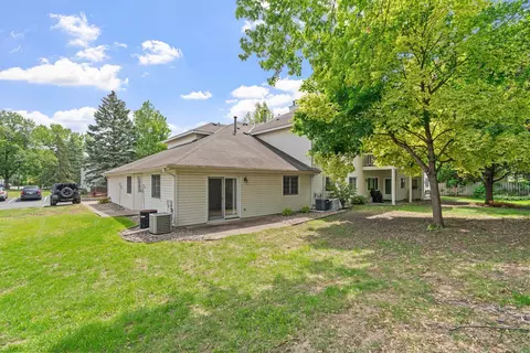 4040 Maureen Dr NE #103, Columbia Heights, MN 55421 photo 5