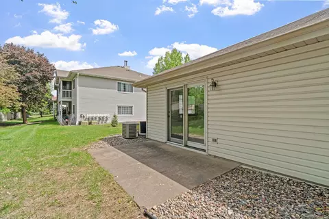 4040 Maureen Dr NE #103, Columbia Heights, MN 55421 photo 7