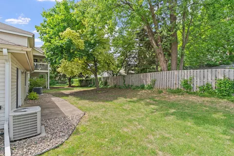 4040 Maureen Dr NE #103, Columbia Heights, MN 55421 photo 8