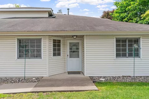 4040 Maureen Dr NE #103, Columbia Heights, MN 55421 photo 3
