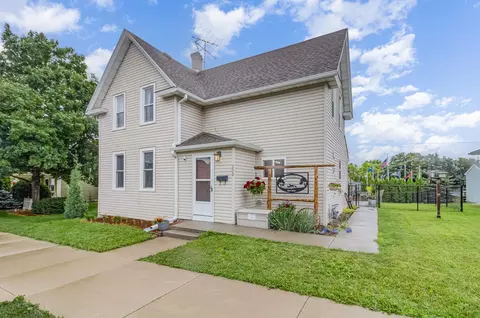 303 Fir Ave NW, Montgomery, MN 56069