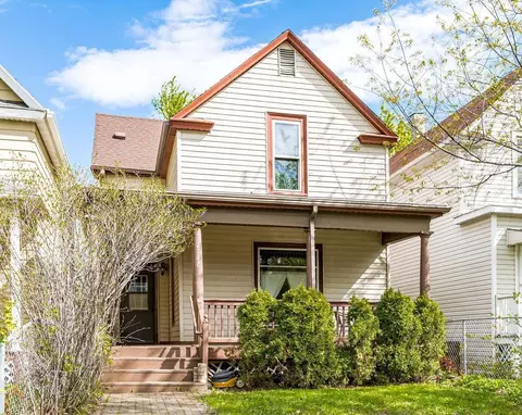 2718 W 3rd St, Duluth, MN 55806