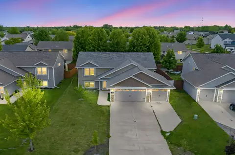 1104 Heron Dr, Mankato, MN 56001