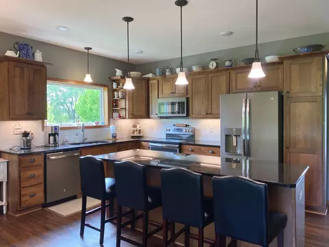 Kitchen - 631 Nelson Dr, Wanamingo, MN 55983 photo 4 of 7