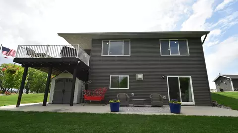 Exterior - 631 Nelson Dr, Wanamingo, MN 55983 photo 9 of 24