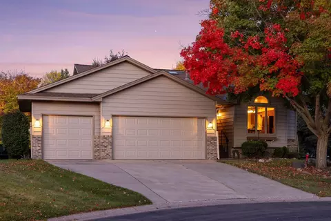 4896 Spruce Ln, Savage, MN 55378