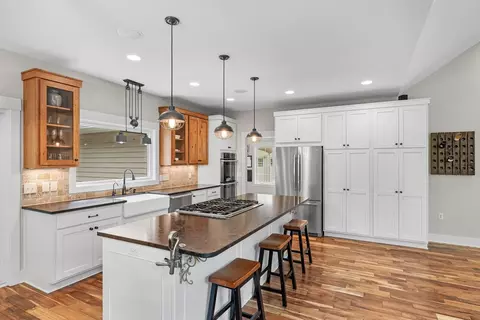 Kitchen - 8580 Maple View Dr, Cologne, MN 55322 photo 4 of 7