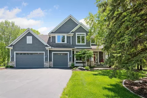 9375 Cold Stream Ln, Eden Prairie, MN 55347