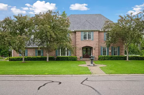1511 Colleen Ave, Arden Hills, MN 55112