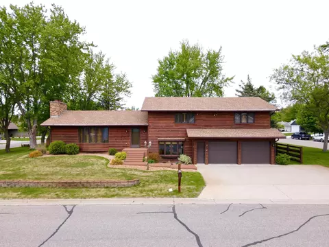 308 Lincoln Ave SW, Wadena, MN 56482