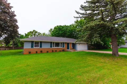 7609 Myers Ave N, Brooklyn Park, MN 55428