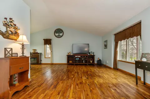 10346 Oakridge Pl, Elko New Market, MN 55020