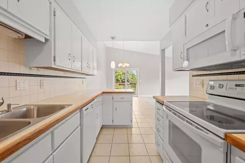 3855 Denmark Ave, Eagan, MN 55123 photo 10