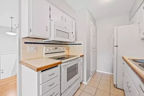 3855 Denmark Ave, Eagan, MN 55123 photo 9