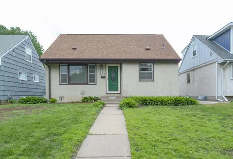 3725 2 12 St NE, Columbia Heights, MN 55421