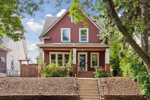 896 Carroll Ave, Saint Paul, MN 55104