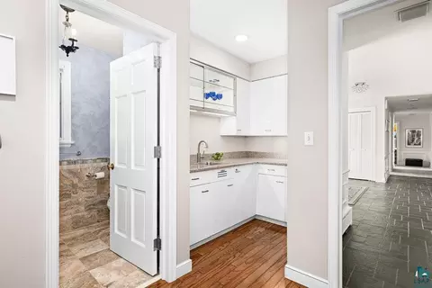 2900 London Rd, Duluth, MN 55804 photo 15
