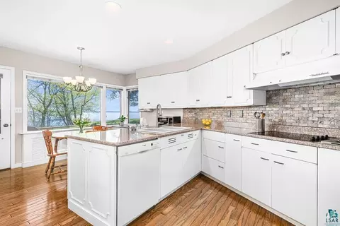 2900 London Rd, Duluth, MN 55804 photo 11