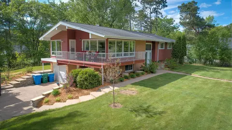 2755 Holly St S, Cambridge, MN 55008