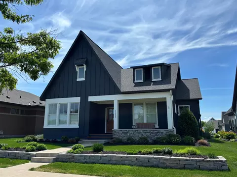 11433 Wildflower Dr N, Lake Elmo, MN 55042