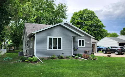 800 17th St SW, Willmar, MN 56201 photo 3
