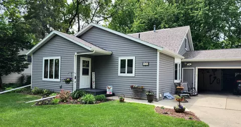 800 17th St SW, Willmar, MN 56201