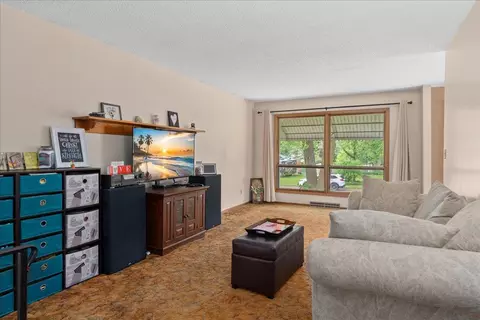 Living - 750 6th Ave, Baldwin, WI 54002 photo 2 of 3