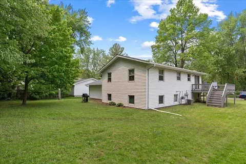 Exterior - 750 6th Ave, Baldwin, WI 54002 photo 1 of 3