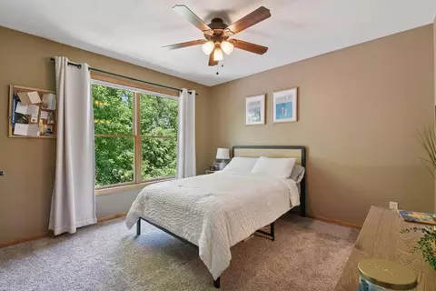 Bedroom - 6470 Willow Ct, Minnetrista, MN 55364 photo 2 of 4