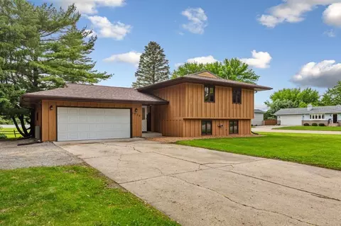 1930 6th Ave NE, Owatonna, MN 55060
