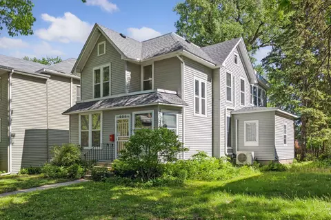 621 6th St SE, Minneapolis, MN 55414