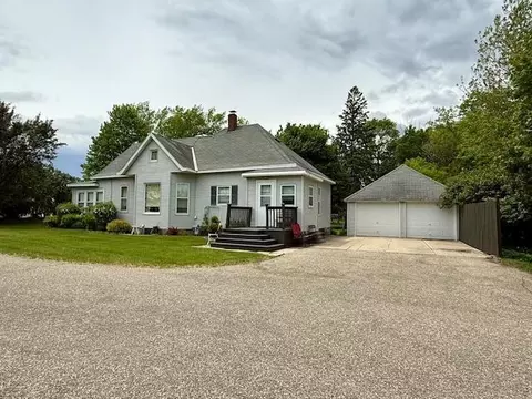 2100 Trott Ave SW, Willmar, MN 56201