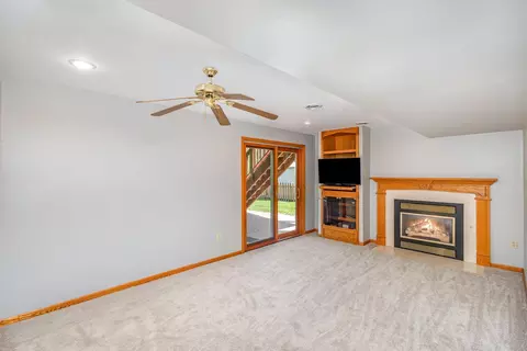 Living - 4337 Braddock Trl, Eagan, MN 55123 photo 3 of 3