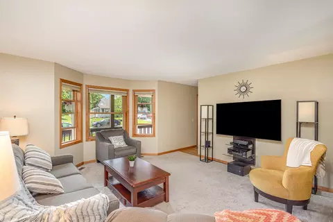 Living - 4337 Braddock Trl, Eagan, MN 55123 photo 2 of 3