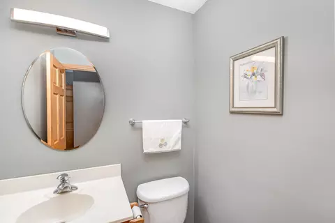 Bath - 4337 Braddock Trl, Eagan, MN 55123 photo 1 of 3