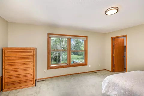 Bedroom - 4337 Braddock Trl, Eagan, MN 55123 photo 1 of 5
