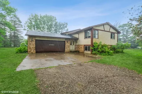 17551 London St NE, Ham Lake, MN 55304