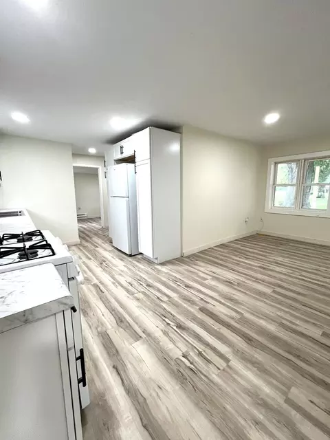 Kitchen - 325 N Wabasha, Plainview, MN 55964 photo 3 of 4