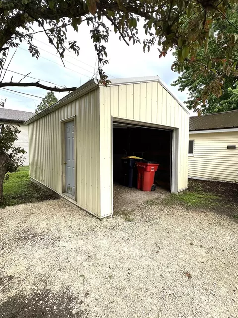 Other - 325 N Wabasha, Plainview, MN 55964 photo 2 of 5