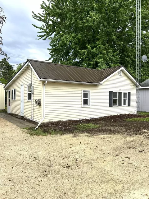 325 N Wabasha, Plainview, MN 55964