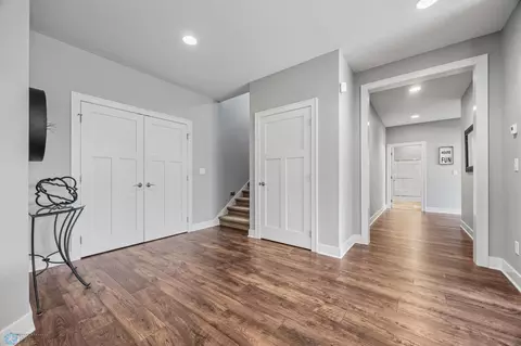 Entry Way - 787 Riverbend Rd, Oxbow, ND 58047 photo 5 of 6