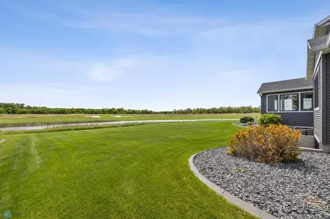Exterior - 787 Riverbend Rd, Oxbow, ND 58047 photo 9 of 13